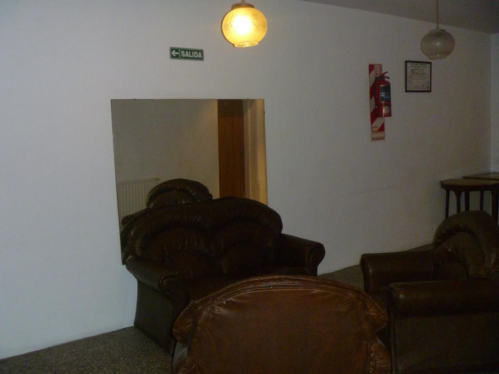 Hotel Turista Buenos Aires Ngoại thất bức ảnh